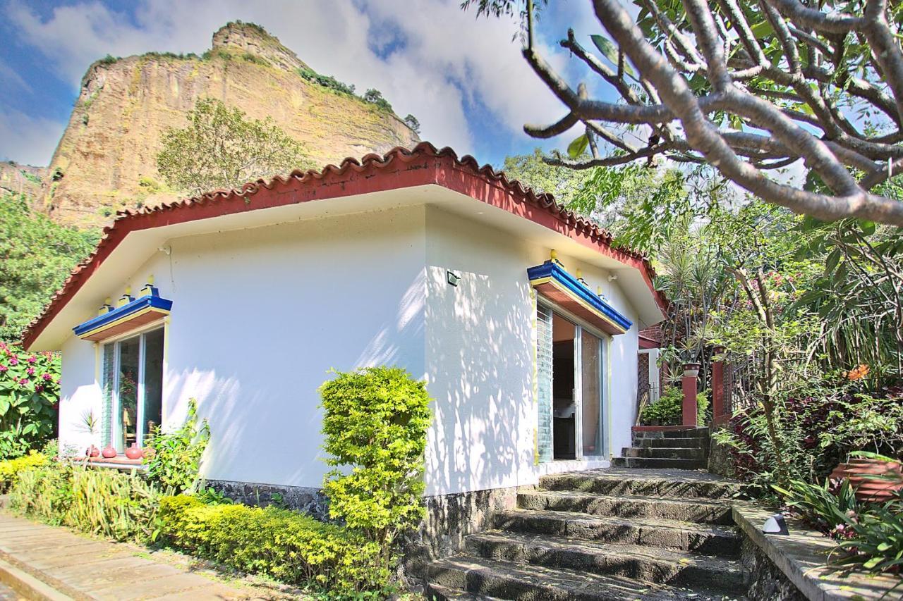 Casa Jacobina Tepoztlan Hotel Bagian luar foto